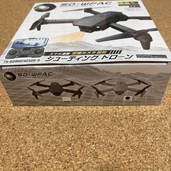 空撮カメラ搭載ドローンの画像