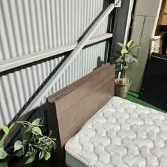 💥激安💥❗️配送•設置🉑❗️♻️処分撤去♻️シングルベッド　フランスベッド　品質がいいGRANZマットレスセット　コンセント付き　ライト付きの画像