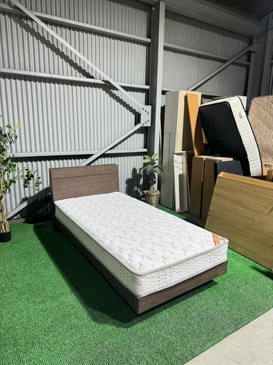 ?激安?❗️配送•設置?❗️♻️処分撤去♻️シングルベッド　フランスベッド　品質がいいGRANZマットレスセット　コンセント付き　ライ