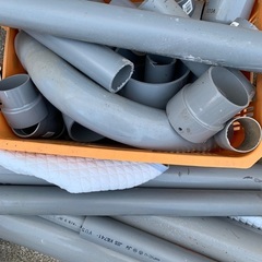 塩ビ管や丈夫な太いホース類まとめての画像