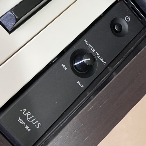YAMAHA ARIUS YDP-164  2021年製　デジタルピアノ　美品中古品！