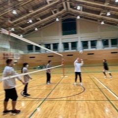 20代でとにかく楽しみたい人バレーボールしましょー