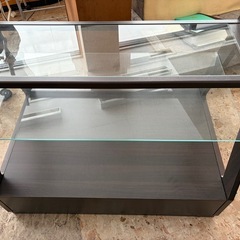 ガラス棚　収納棚　ガラス　展示什器　店舗什器　飾り棚
の画像