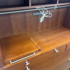 ☆ドリーム荒牧店☆ジモティー割引有☆【クリーニング済み】桜材3枚扉オープンボードの画像