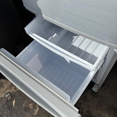 美品 SHARP シャープ 167L 2ドア冷蔵庫 SJ-D17F 2020年製 つけかえどっちもドアの画像