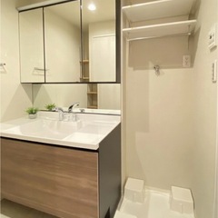 急募　造作大工　内装リフォーム　経験者大募集の画像