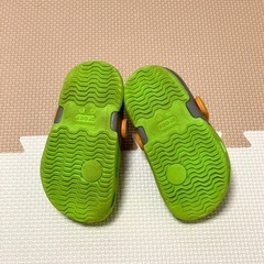 キッズクロックス 14cmの画像