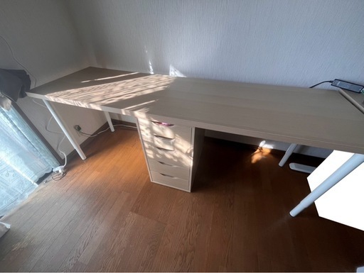 IKEAの人気デスク「LAGKAPTEN / ALEX（幅200cmタイプ）」