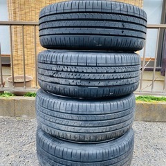 トヨタ KDH タイヤセット サイズ：225/35 R20の画像