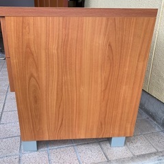 差し上げます　収納棚　キャビネットの画像