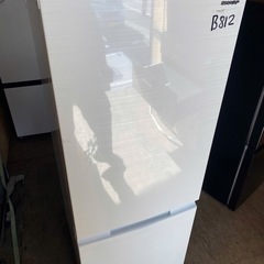 NO B812🌈福岡市内配送設置無料✨🌈冷蔵庫 ホワイト系 SJ-D18H-W [179L /2ドア /右開き/左開き付け替えタイプ]  2022年の画像