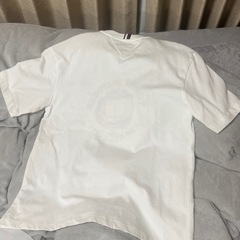 【極美品】TOMMY HILFIGER Tシャツ 白 Mサイズ TO3203EM08942 1回着用の画像