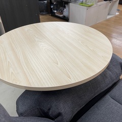 アールエフヤマガワ　ラウンドリフレッシュテーブル　フック付き　中古の画像