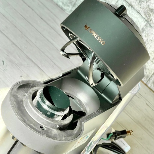 Nespresso「ヴァーチュオ・ネクスト」カプセル式コーヒーメーカー
