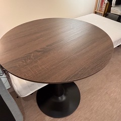 シングルベッド+テーブルのセットの画像