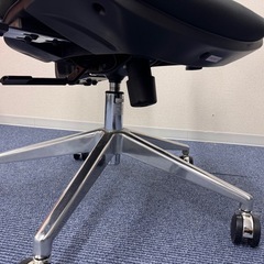 ★オフィスチェア　腰サポート無し　SHOO　の画像