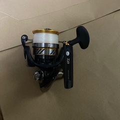 シーバスロットリールセット30日31日引き取り可能な方1000円お安くしますの画像