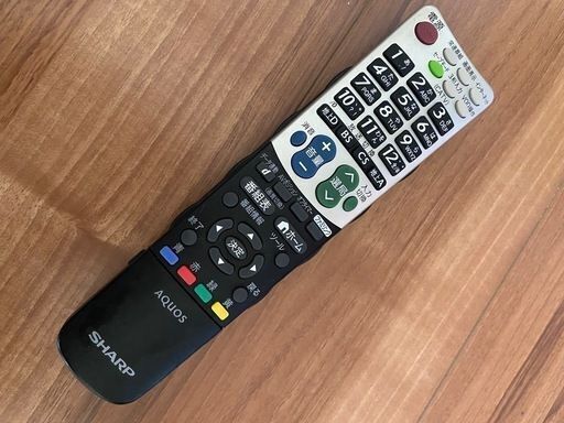 美品  SHARP AQUOS40インチお譲りします！台座に１部スレ有り