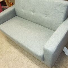 【紋別市発】DCM　ファブリックソファ グレー F-SA02　2人掛ソファ　外寸幅115×奥行61×高さ71㎝　座面高さ38㎝　座面幅92㎝　１～２人向き　中古良品の画像