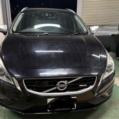 ボルボ V60 T4 Rデザイン 黒革 18インチAW ナビの画像