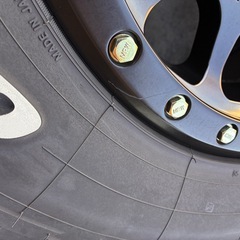 ★美品★メソッドレース　MR305 17×8.5 ±0 オープンカントリーR/T 285/70R17 ホワイトレターの画像