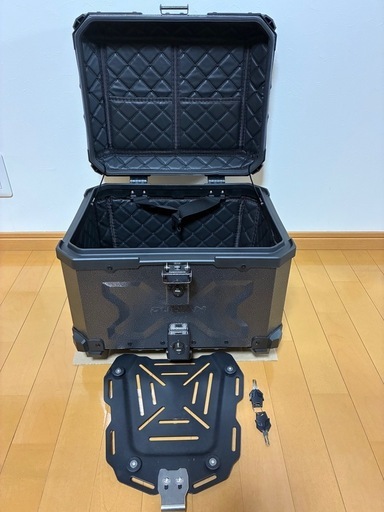 リアボックス（DUHAN）45L