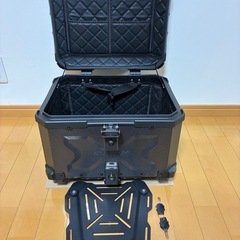 リアボックス（DUHAN）45Lの画像