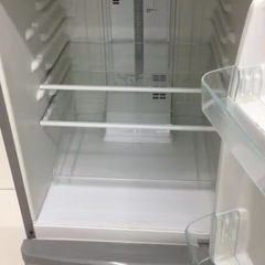 冷蔵庫【配達無料お届け設置出来ます💫都内近郊🚚】信頼のPanasonic製✨自動霜取り機能付❄️除菌クリーニング済✨極美品✨他にも冷蔵庫.洗濯機.電子レンジ.オーブン電子レンジ.炊飯器.テーブル&椅子.机&チェアー.ベット&マットレス.ソファーなど多種多様な美品が有ります✨お気軽にお問い合わせ下さい💫 の画像