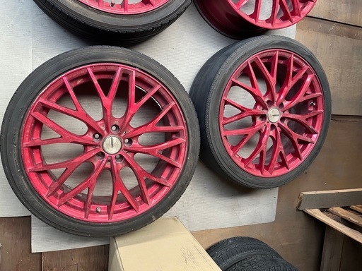 レオニス 18インチホイール