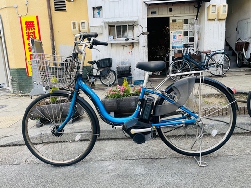 『ＳＡＬＥ　３０％』　電動自転車　ブリヂストン　２６インチ　バッテリー　充電器　付き　青　配達可能