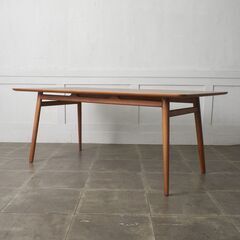 【発送の場合は即購入不可】 イタリア porada ポラダ ダイニングテーブル W1800xD900 チェリー 無垢材 木製 食卓 テーブル 作業台 机 シンプル モダン 天然木 97503の画像