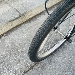 『ＳＡＬＥ　３０％』　折りたたみ自転車　２０インチ　6変速　カゴ　付き　黒　配達可能の画像