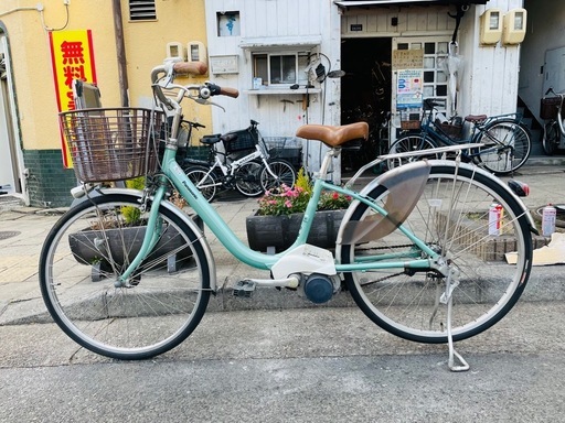 『ＳＡＬＥ　３０％』　電動自転車　パナソニック　２６インチ　バッテリー　充電器　付き　青　配達可能