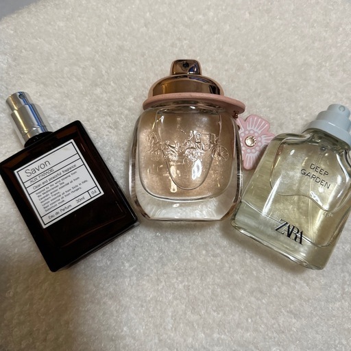 （中古）香水　詰め合わせ　9個セット 香水三本セット (めー) 牛久の香水の中古あげます・譲ります