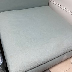 大きめのソファーの画像