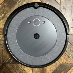 iRobot ルンバ i5+ ロボット掃除機の画像
