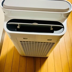 SHARP KC-J50-W 2020年製の画像