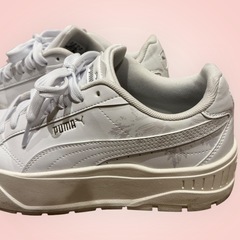 2/1(日)までの募集📣PUMA プーマ スニーカー 24.5cmの画像