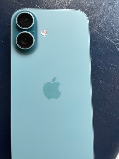 iPhone 16、512GB本体😊 (みど) 赤嶺の携帯アクセサリーの中古あげます