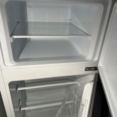 2024年製 Hisense ノンフロン冷凍冷蔵庫 124L｜動作確認済みの画像