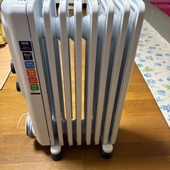 デロンギ　オイルヒーター美品
の画像