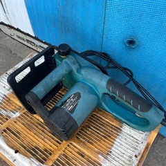 新興製作所　電動チェーンソー　チェンソー　切断機 100V 電動ノコギリ　バー長さ：30cm 宮崎　簡易始動動画ありの画像