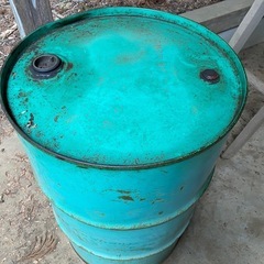 中古ドラム缶の画像