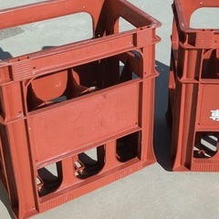 ビールケース、焼酎ケース、ラセン杭の画像