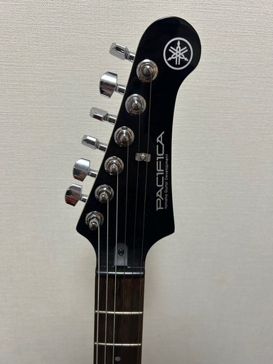 エレキギター　PACIFICA 212VFM 