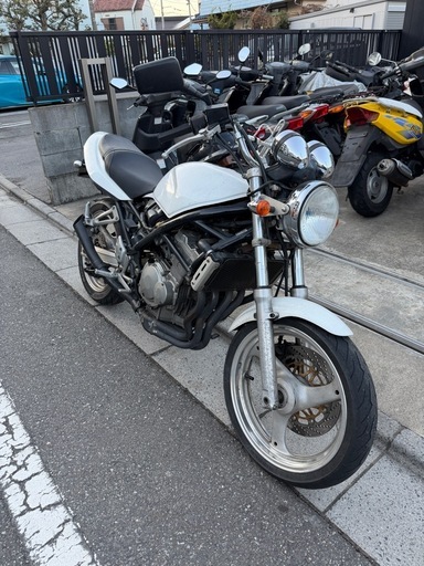 自賠責付　即乗り可　バンディット250 スズキ　アップハン　　直管マフラー