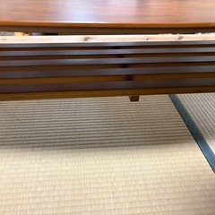 おりたたみテーブルの画像