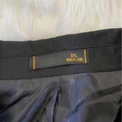 メンズ スーツの画像