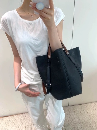 【新品・未使用】本革バッグ｜通勤・デイリーに◎