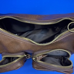 GU ブラウン レザー 2way ショルダーバッグの画像